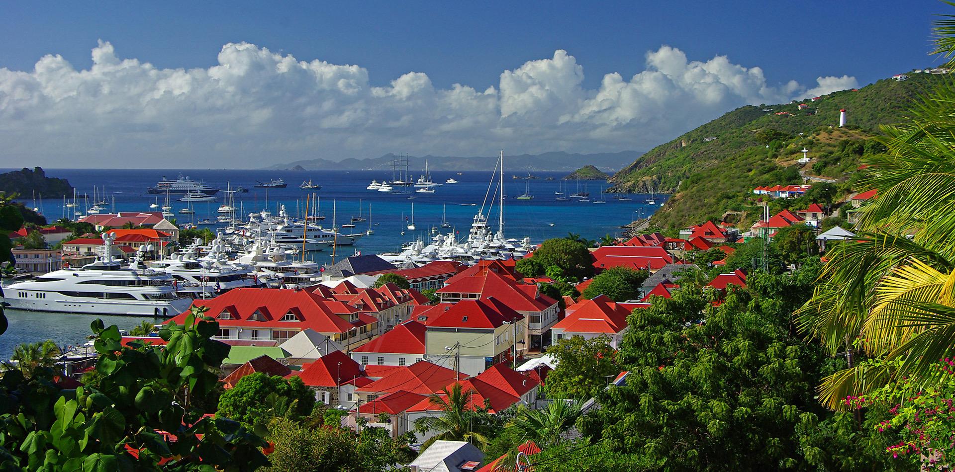 VisitStBarts.com